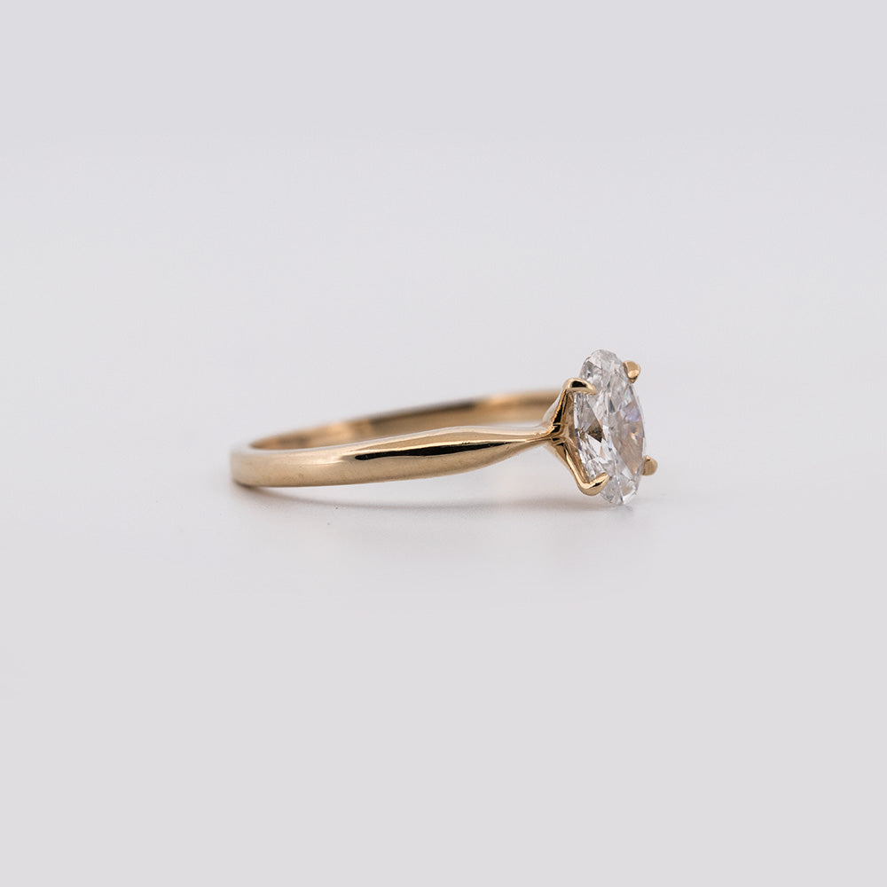 Anillo Corte Oval