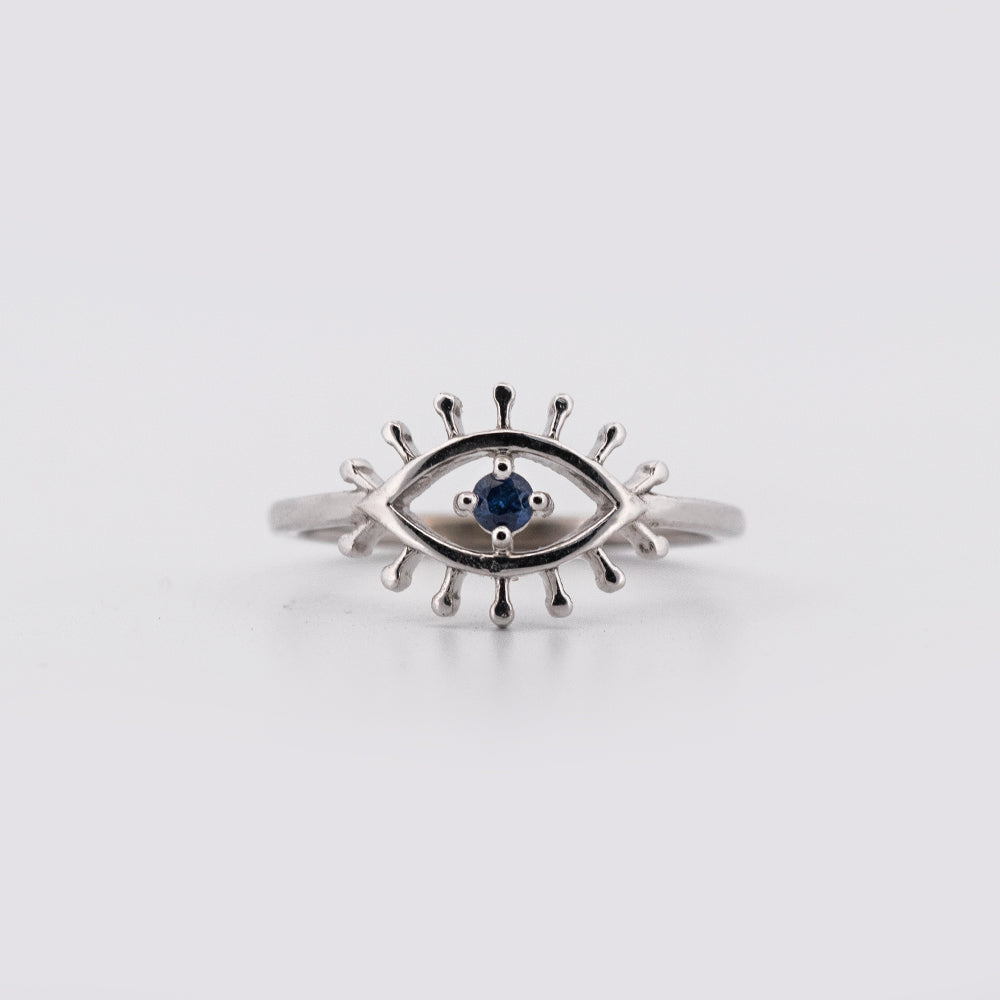 Anillo ojo con zafiro