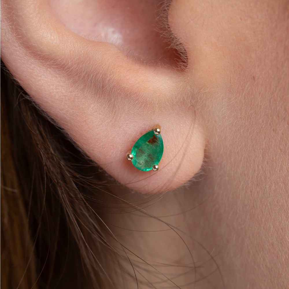 Aretes Esmeralda corte pera